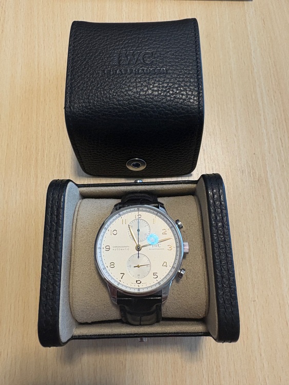 IWC ポルトギーゼ IW37160（高級時計）の商品画像 - 査定依頼日：2025年6月18日 - 最高査定価格：760,000円