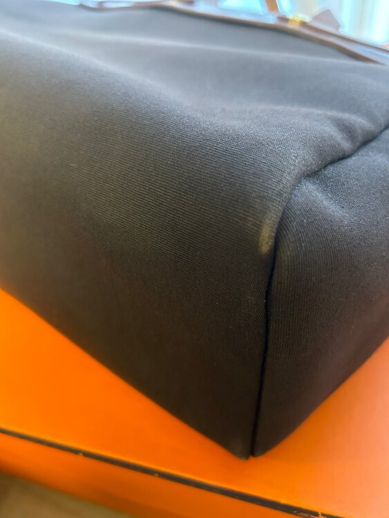 エルメス エールバッグ （ブランドバッグ）の商品画像 - 査定依頼日：2025年2月2日 - 最高査定価格：50,000円