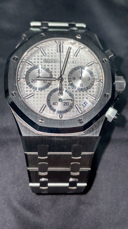 ロイヤルオーク　クロノグラフ（高級時計）の商品画像 - 査定依頼日：2025年11月27日 - 最高査定価格：7,500,000円