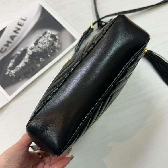 ルーカメラバッグショルダーバッグ（ブランドバッグ）の商品画像 - 査定依頼日：2025年5月26日 - 最高査定価格：135,000円