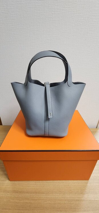 ピコタンMM（ブランドバッグ）の商品画像 - 査定依頼日：2025年4月9日 - 最高査定価格：600,000円