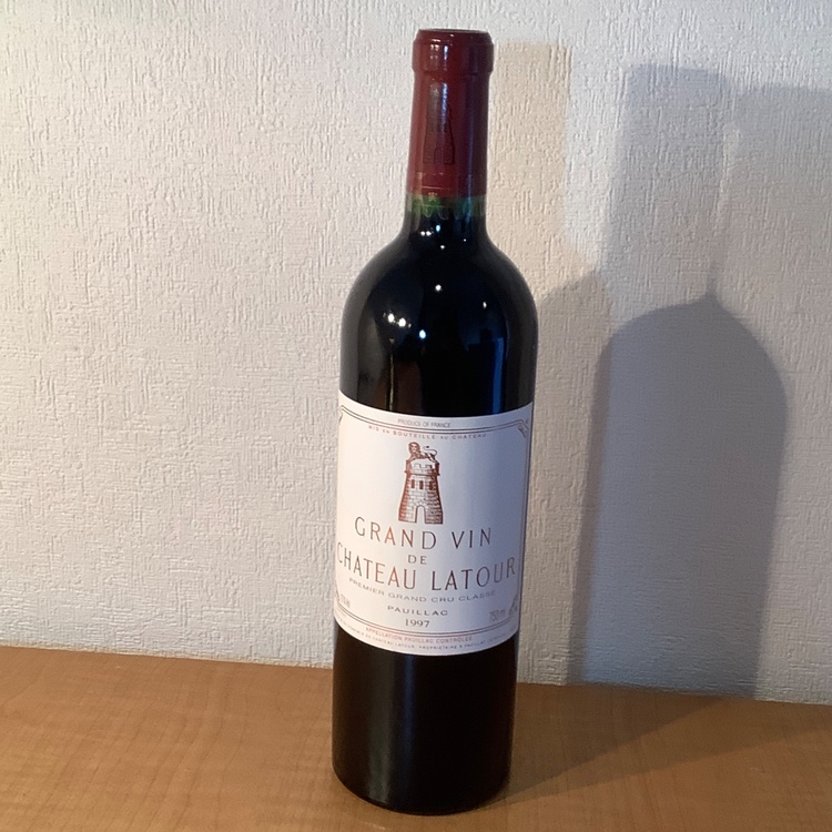 ワイン シャトーラトゥール （お酒）の商品画像 - 査定依頼日：2026年3月20日 - 最高査定価格：45,000円
