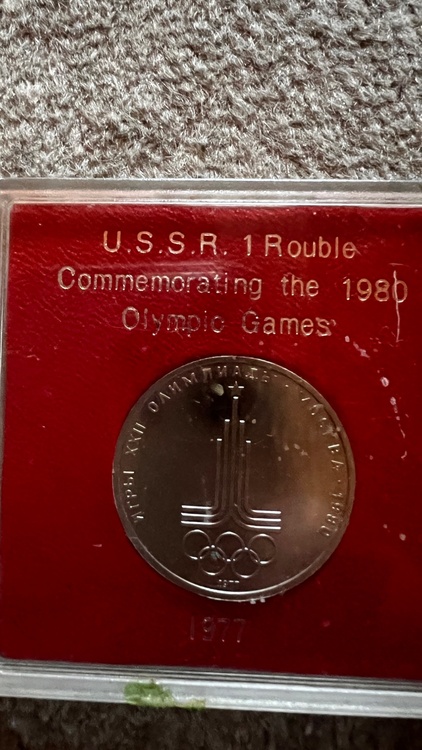 オリンピックコイン（美術品・骨董品）の商品画像 - 査定依頼日：2026年2月17日 - 最高査定価格：100円