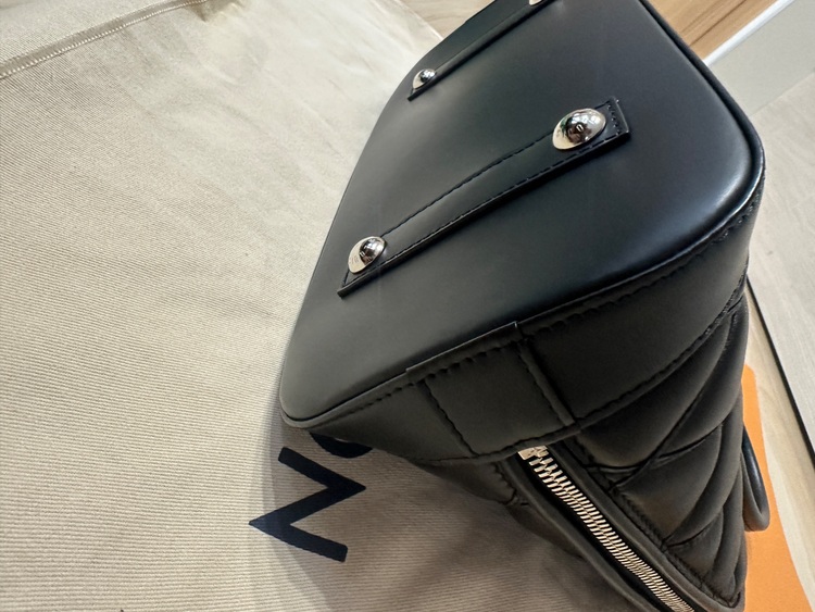 ルイヴィトン：M50321/アルマPM/ショルダーストラップ/クロシェット/パド（ブランドバッグ）の商品画像 - 査定依頼日：2025年7月27日 - 最高査定価格：250,000円