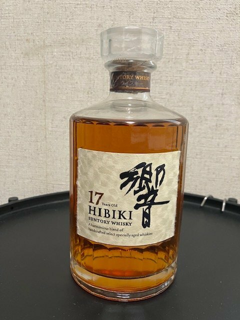 ウイスキー サントリー響 （お酒）の商品画像 - 査定依頼日：2026年3月22日 - 最高査定価格：50,000円