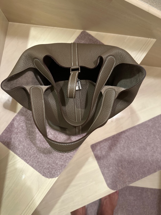 ピコタンロックMM（ブランドバッグ）の商品画像 - 査定依頼日：2025年7月29日 - 最高査定価格：450,000円