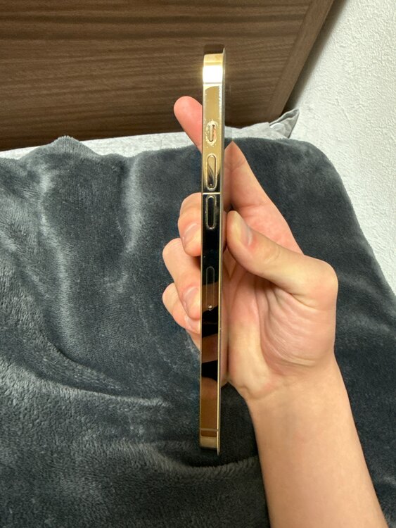 G0NF12L50D4G（スマホ）の商品画像 - 査定依頼日：2025年4月2日 - 最高査定価格：58,000円