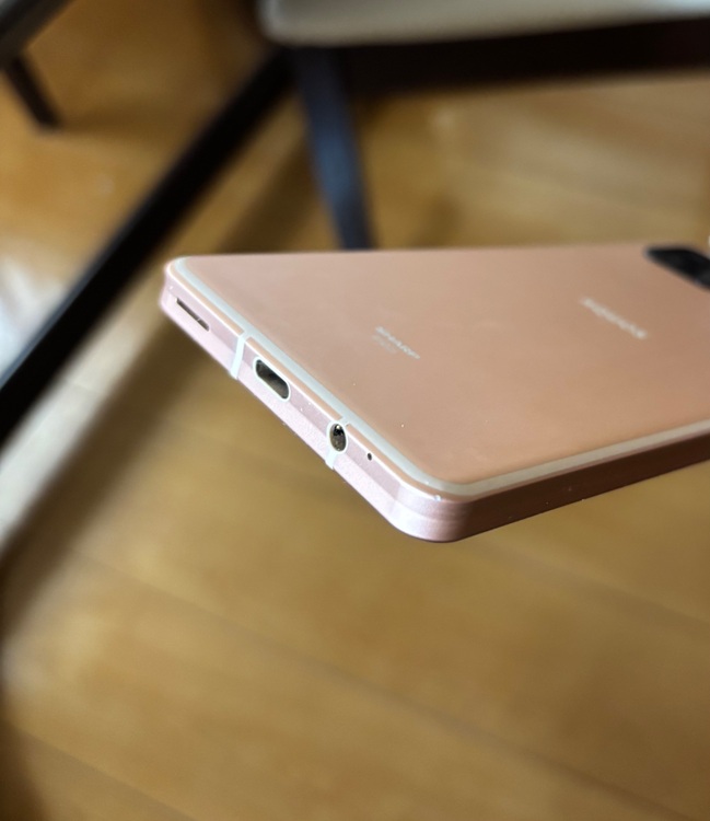 SHG05（スマホ）の商品画像 - 査定依頼日：2025年9月9日 - 最高査定価格：3,000円