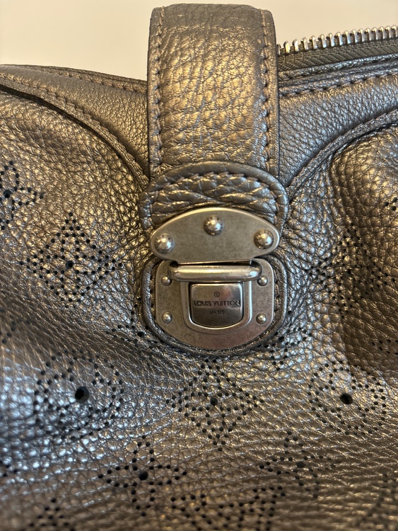 マヒナ　ショルダーバック（ブランドバッグ）の商品画像 - 査定依頼日：2026年3月16日 - 最高査定価格：110,000円