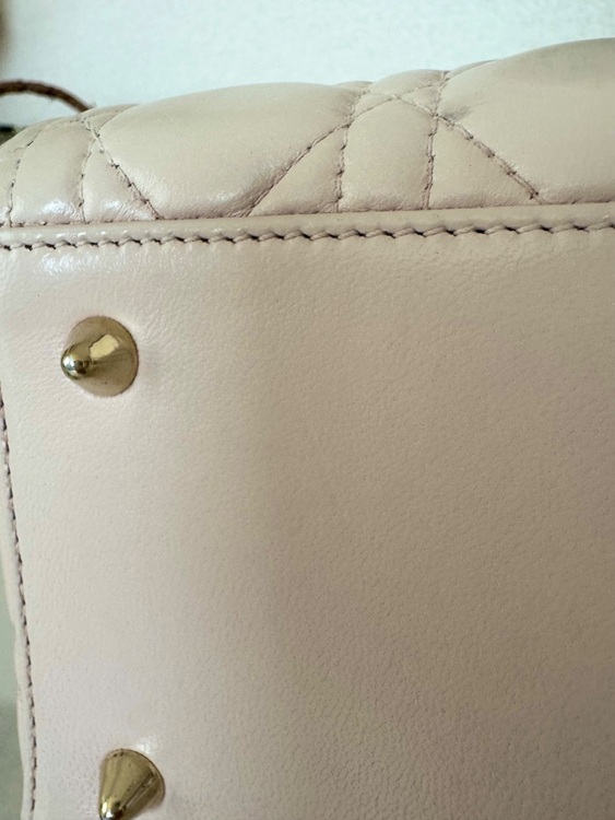 レディディオール（ブランドバッグ）の商品画像 - 査定依頼日：2025年9月5日 - 最高査定価格：40,000円