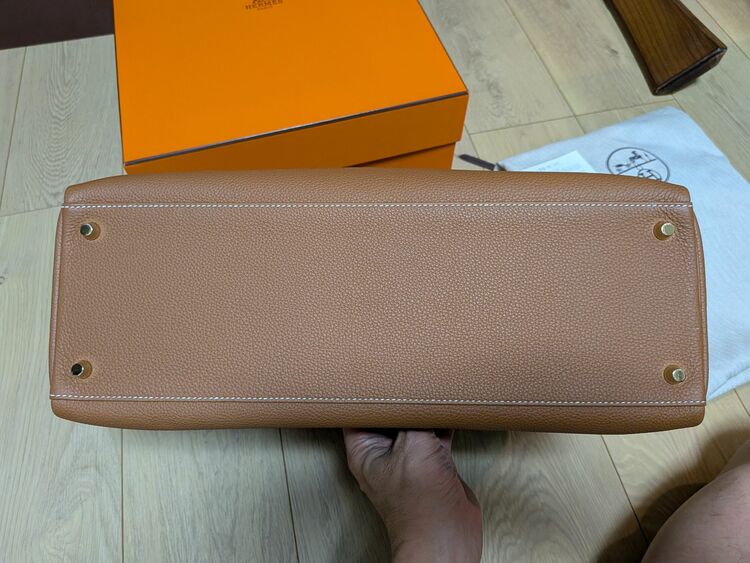 ケリー40内縫い（ブランドバッグ）の商品画像 - 査定依頼日：2025年8月23日 - 最高査定価格：2,000,000円