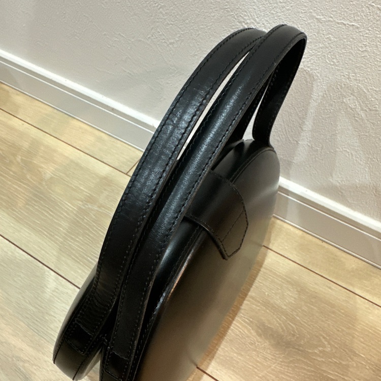 ロエベハンドバッグ（ブランドバッグ）の商品画像 - 査定依頼日：2025年10月6日 - 最高査定価格：100,000円