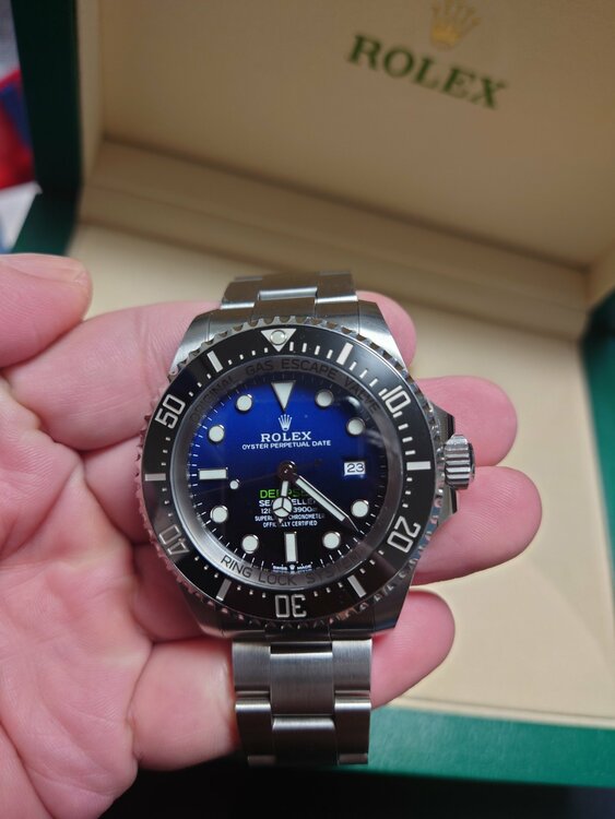 ディープシー　Dブルー（高級時計）の商品画像 - 査定依頼日：2026年2月20日 - 最高査定価格：2,000,000円