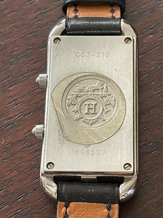 その他 その他 エルメス　ケープコッドドゥーゾーン　CC3-21（高級時計）の商品画像 - 査定依頼日：2025年8月22日 - 最高査定価格：60,000円