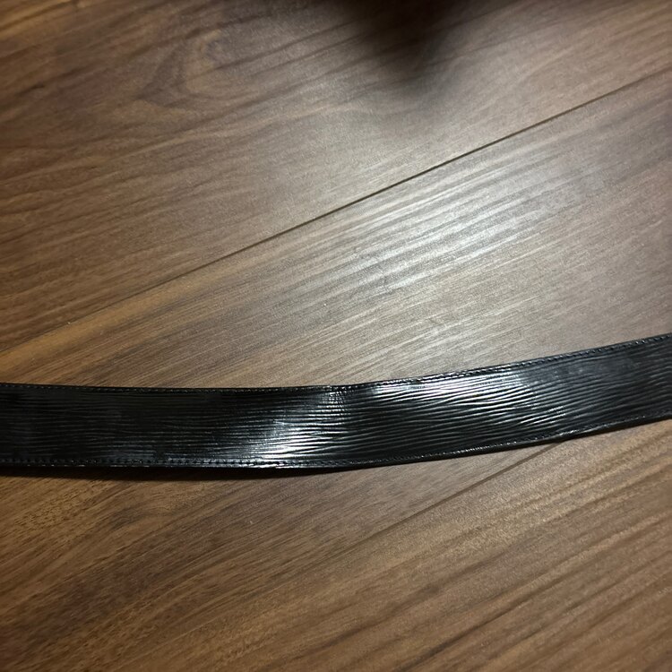 ルイヴィトン　ベルト（古着・ファッション）の商品画像 - 査定依頼日：2025年1月2日 - 最高査定価格：4,000円