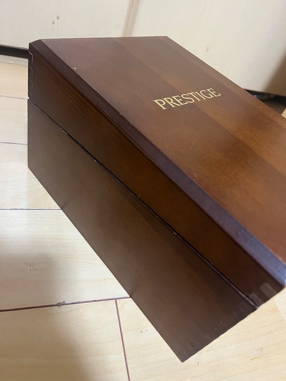 サントリーブレンデッドウィスキープレステージ25年　山崎蒸留所（お酒）の商品画像 - 査定依頼日：2026年3月24日 - 最高査定価格：102,000円