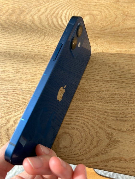 iPhone 12 128GB Softbank（スマホ）の商品画像 - 査定依頼日：2026年1月18日 - 最高査定価格：24,000円