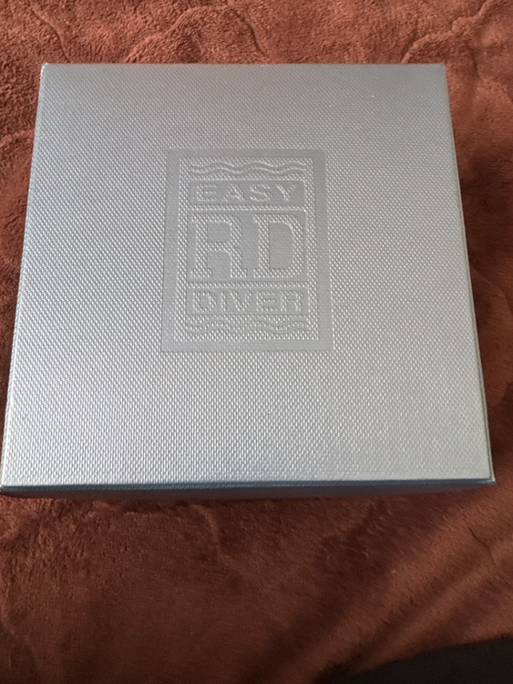 ロジェ・デュブイ イージーダイバー ＳＥ4（高級時計）の商品画像 - 査定依頼日：2026年4月3日 - 最高査定価格：100,000円