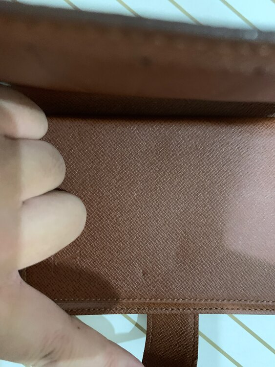 ルイヴィトンポルトパピエジップ（ブランド財布・小物）の商品画像 - 査定依頼日：2025年5月6日 - 最高査定価格：13,000円