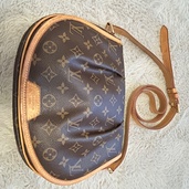 ショルダーバック