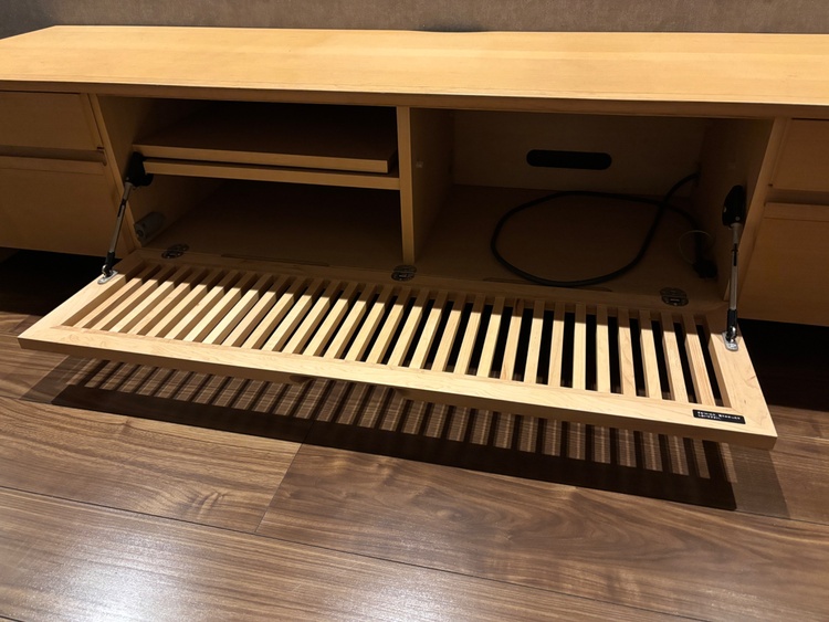 テレビボード(カリモク)（家具・寝具）の商品画像 - 査定依頼日：2026年2月7日 - 最高査定価格：1,000円