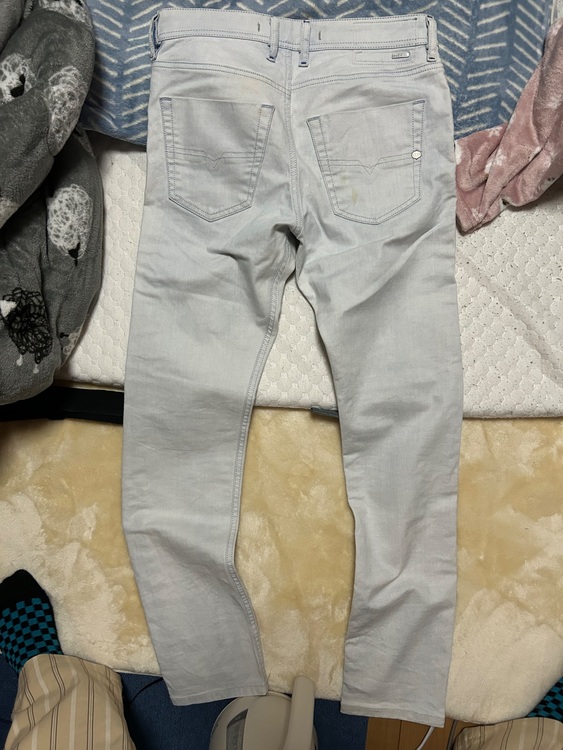 DIESEL TEPPHAR SLIMCARROT （古着・ファッション）の商品画像 - 査定依頼日：2025年10月16日 - 最高査定価格：100,000円