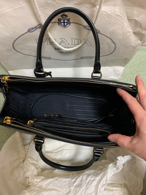 プラダ  （ブランドバッグ）の商品画像 - 査定依頼日：2025年6月2日 - 最高査定価格：70,000円