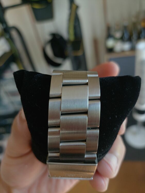 ブライトリング スーパーオーシャン （高級時計）の商品画像 - 査定依頼日：2025年9月23日 - 最高査定価格：270,000円