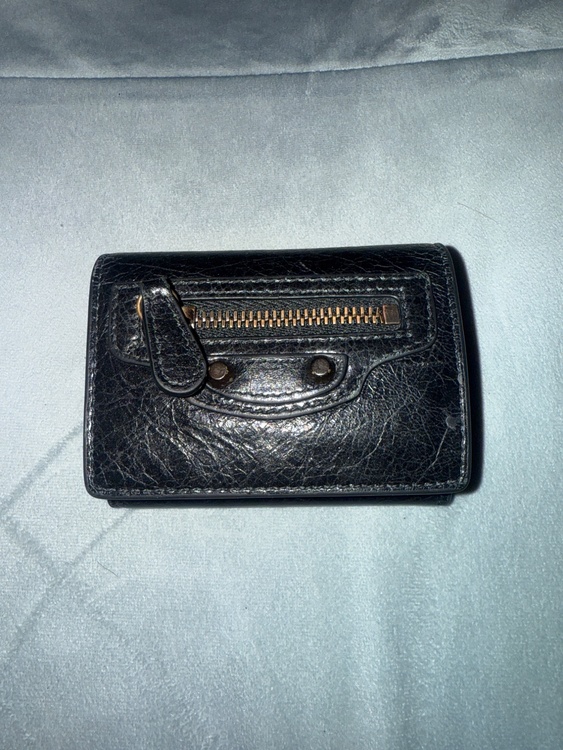 バレンシアガ  （ブランドバッグ）の商品画像 - 査定依頼日：2026年1月24日 - 最高査定価格：30,000円