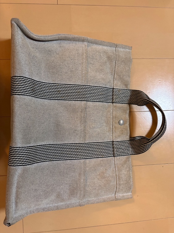 フールトゥトートMM（ブランドバッグ）の商品画像 - 査定依頼日：2025年12月23日 - 最高査定価格：20,000円