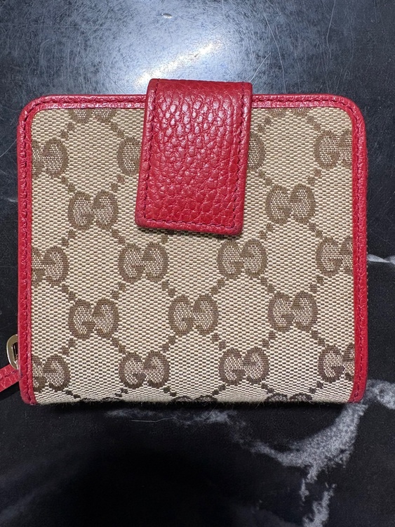 グッチ  （ブランドバッグ）の商品画像 - 査定依頼日：2025年12月7日 - 最高査定価格：20,000円