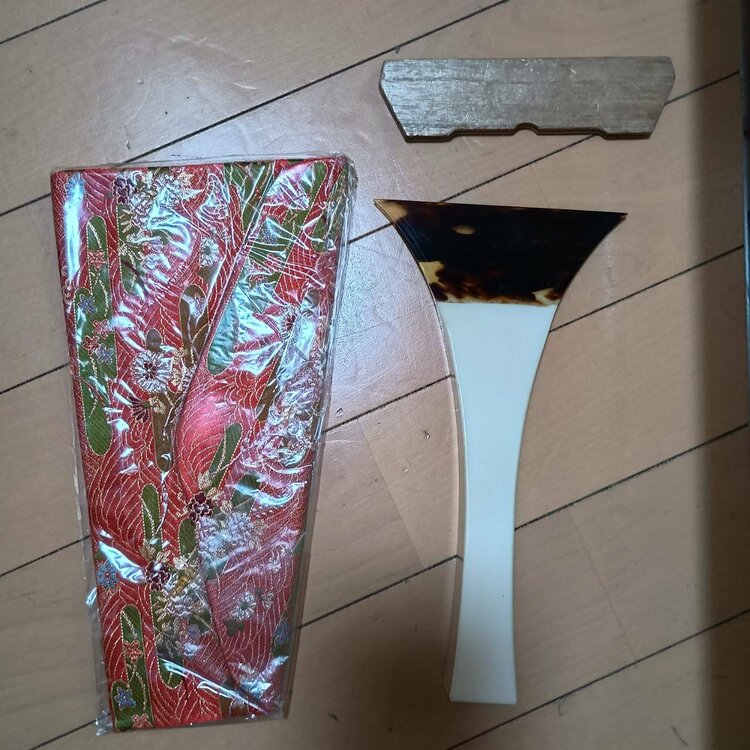 地唄三味線一式（ピアノ・楽器・PA機材）の商品画像 - 査定依頼日：2026年8月23日 - 最高査定価格：31,000円