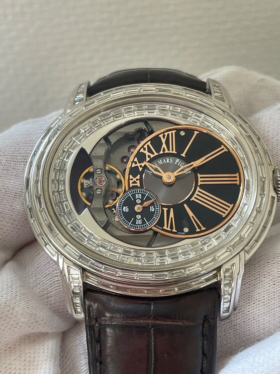 H65785（高級時計）の商品画像 - 査定依頼日：2025年5月16日 - 最高査定価格：1,100,000円