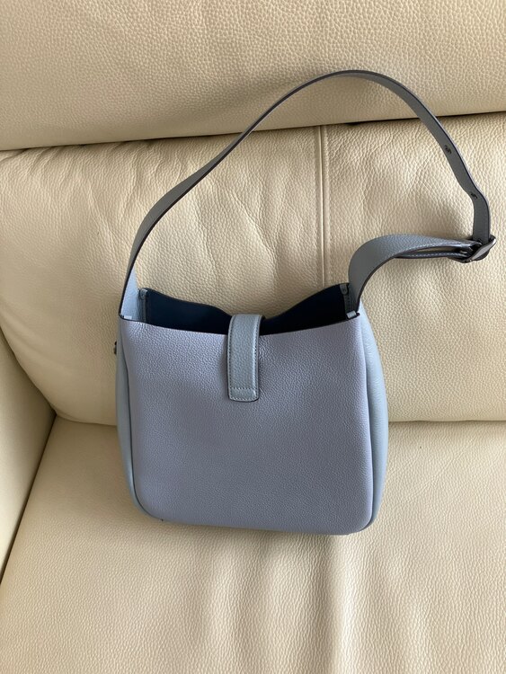 その他 コーチ （ブランドバッグ）の商品画像 - 査定依頼日：2025年4月25日 - 最高査定価格：5,000円