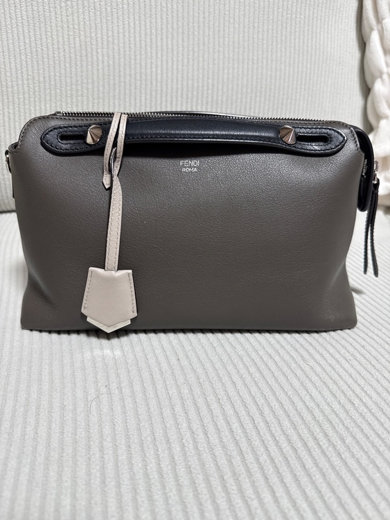 フェンディ（ブランドバッグ）の商品画像 - 査定依頼日：2026年7月16日 - 最高査定価格：100,000円