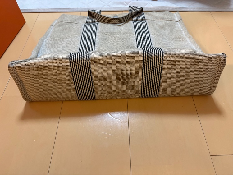 フールトゥトートMM（ブランドバッグ）の商品画像 - 査定依頼日：2025年12月23日 - 最高査定価格：20,000円