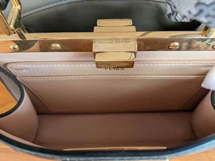 ピーカブー　I SEE U（ブランドバッグ）の商品画像 - 査定依頼日：2025年10月26日 - 最高査定価格：260,000円