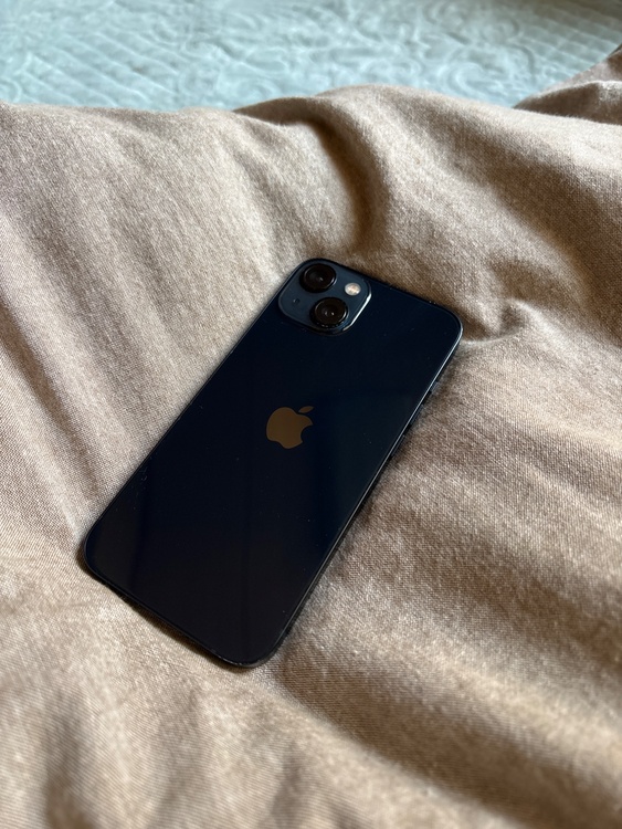 iPhone 13 128GB Softbank（スマホ）の商品画像 - 査定依頼日：2026年3月6日 - 最高査定価格：36,000円