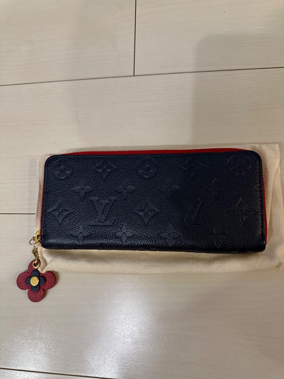 財布（ブランド財布・小物）の商品画像 - 査定依頼日：2026年2月2日 - 最高査定価格：16,000円