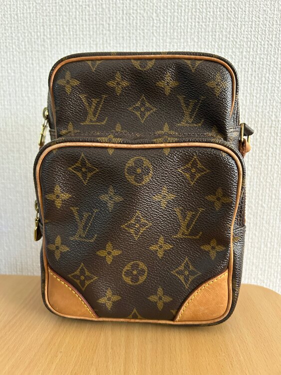 LOUIS VUITTON M45236 モノグラム アマゾン（ブランドバッグ）の商品画像 - 査定依頼日：2025年5月13日 - 最高査定価格：90,000円
