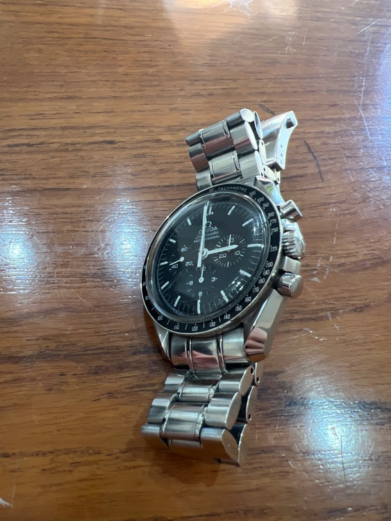 オメガ スピードマスター 3570-5（高級時計）の商品画像 - 査定依頼日：2025年11月5日 - 最高査定価格：640,000円