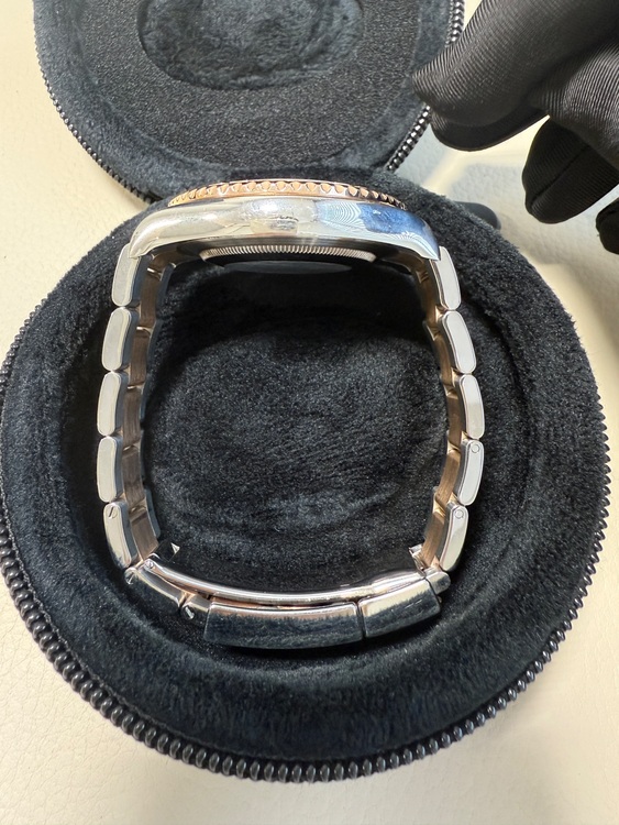 126621（高級時計）の商品画像 - 査定依頼日：2025年9月29日 - 最高査定価格：1,850,000円