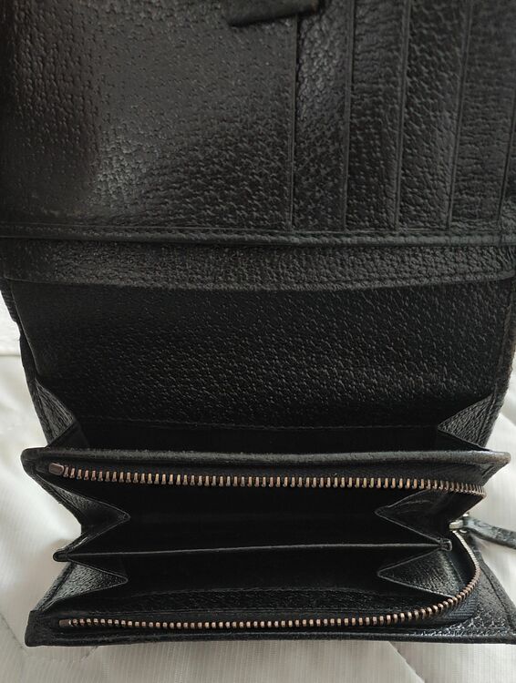 グッチ  （ブランドバッグ）の商品画像 - 査定依頼日：2025年7月17日 - 最高査定価格：1,000円