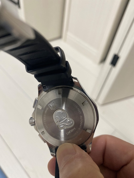 タグホイヤー アクアレーサー CAF201（高級時計）の商品画像 - 査定依頼日：2025年11月4日 - 最高査定価格：160,000円