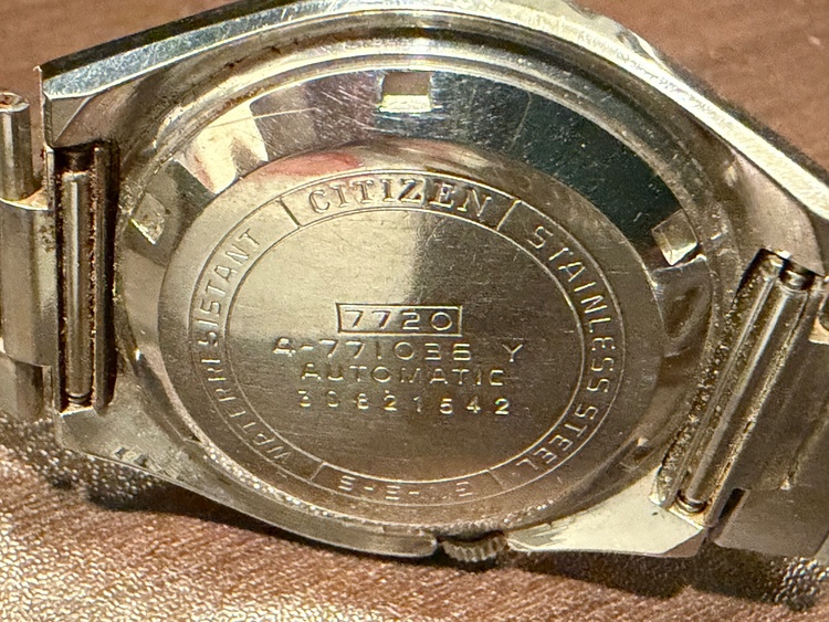 citizen leopard 28800 カットガラス（高級時計）の商品画像 - 査定依頼日：2026年10月4日 - 最高査定価格：100,000円