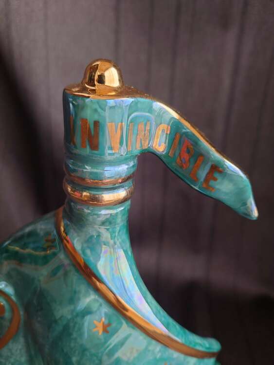 LARSEN マーブルグリーンシップ（お酒）の商品画像 - 査定依頼日：2025年5月22日 - 最高査定価格：4,000円