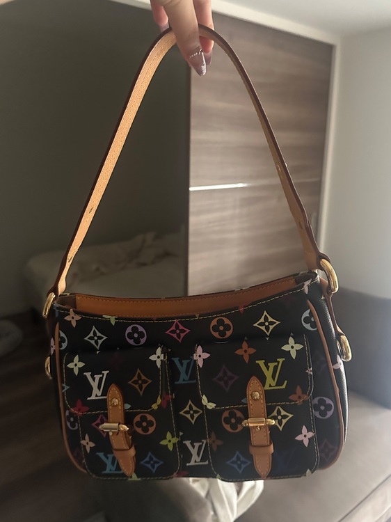 ルイヴィトン マルチカラー （ブランドバッグ）の商品画像 - 査定依頼日：2025年8月22日 - 最高査定価格：150,000円