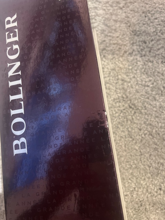 シャンパン ボランジェ （お酒）の商品画像 - 査定依頼日：2025年8月16日 - 最高査定価格：17,000円