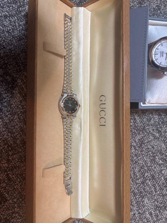 GUCCI女性用時計（高級時計）の商品画像 - 査定依頼日：2025年11月4日 - 最高査定価格：12,000円