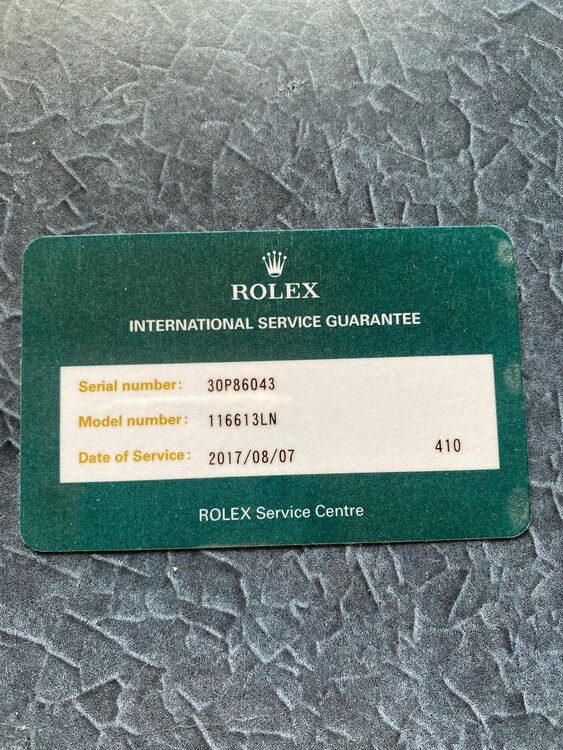 ロレックス サブマリーナー 116613l（高級時計）の商品画像 - 査定依頼日：2025年5月18日 - 最高査定価格：1,850,000円